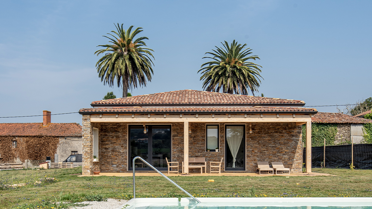 Casa Passivhaus en Abegondo, proyecto de Marta Trigás que cuenta con un pozo canadiense para mejorar la eficiencia energética